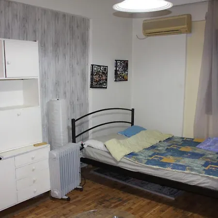 Budget Studio Center